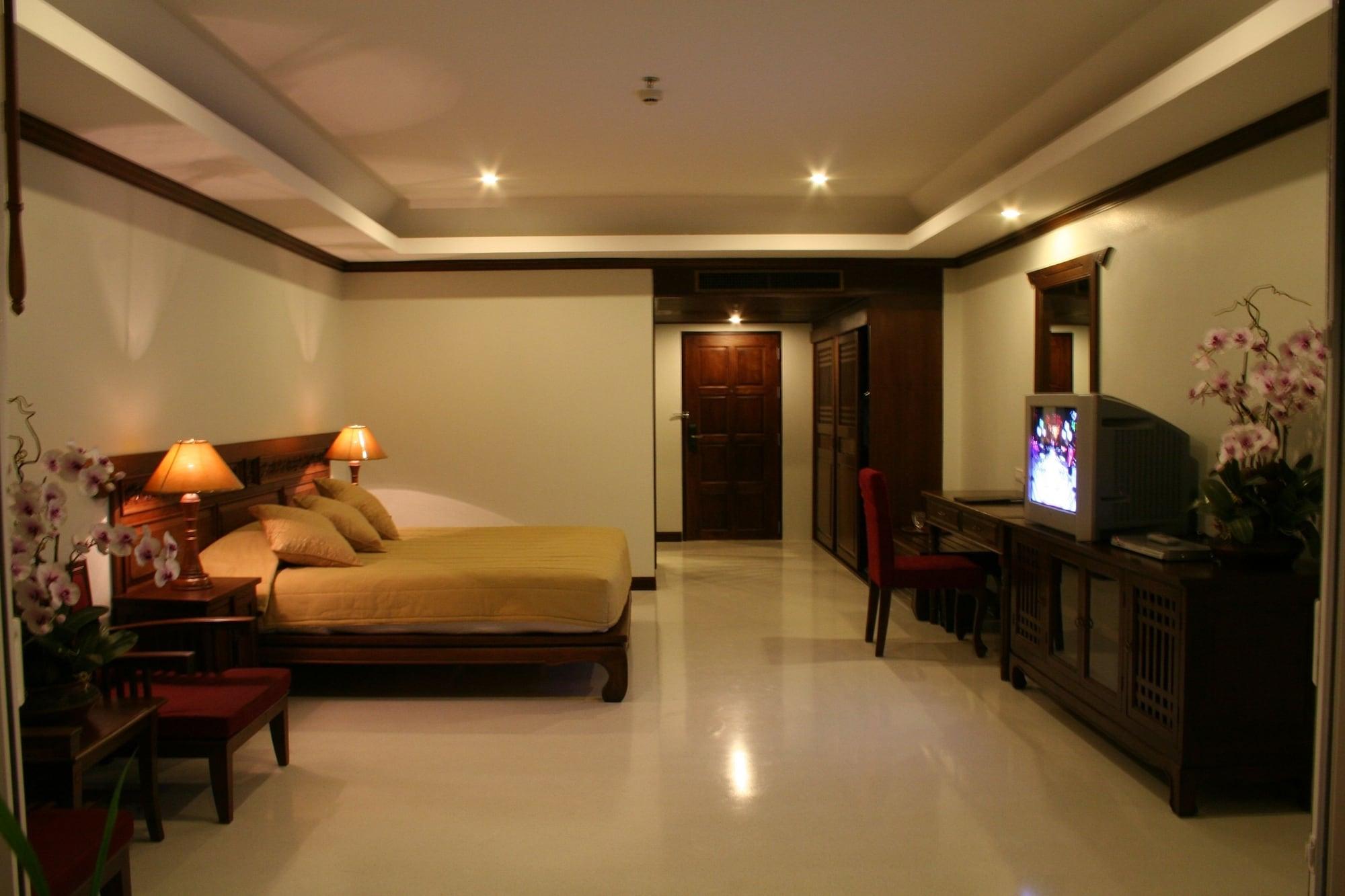 Avalon Beach Resort Pattaya Luaran gambar