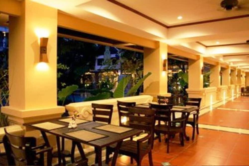Avalon Beach Resort Pattaya Luaran gambar
