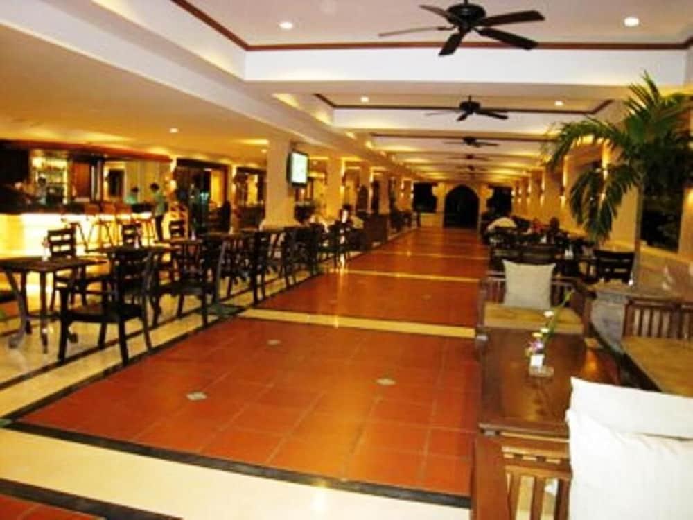 Avalon Beach Resort Pattaya Luaran gambar