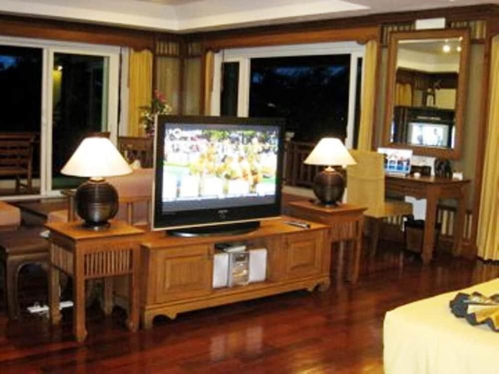 Avalon Beach Resort Pattaya Luaran gambar