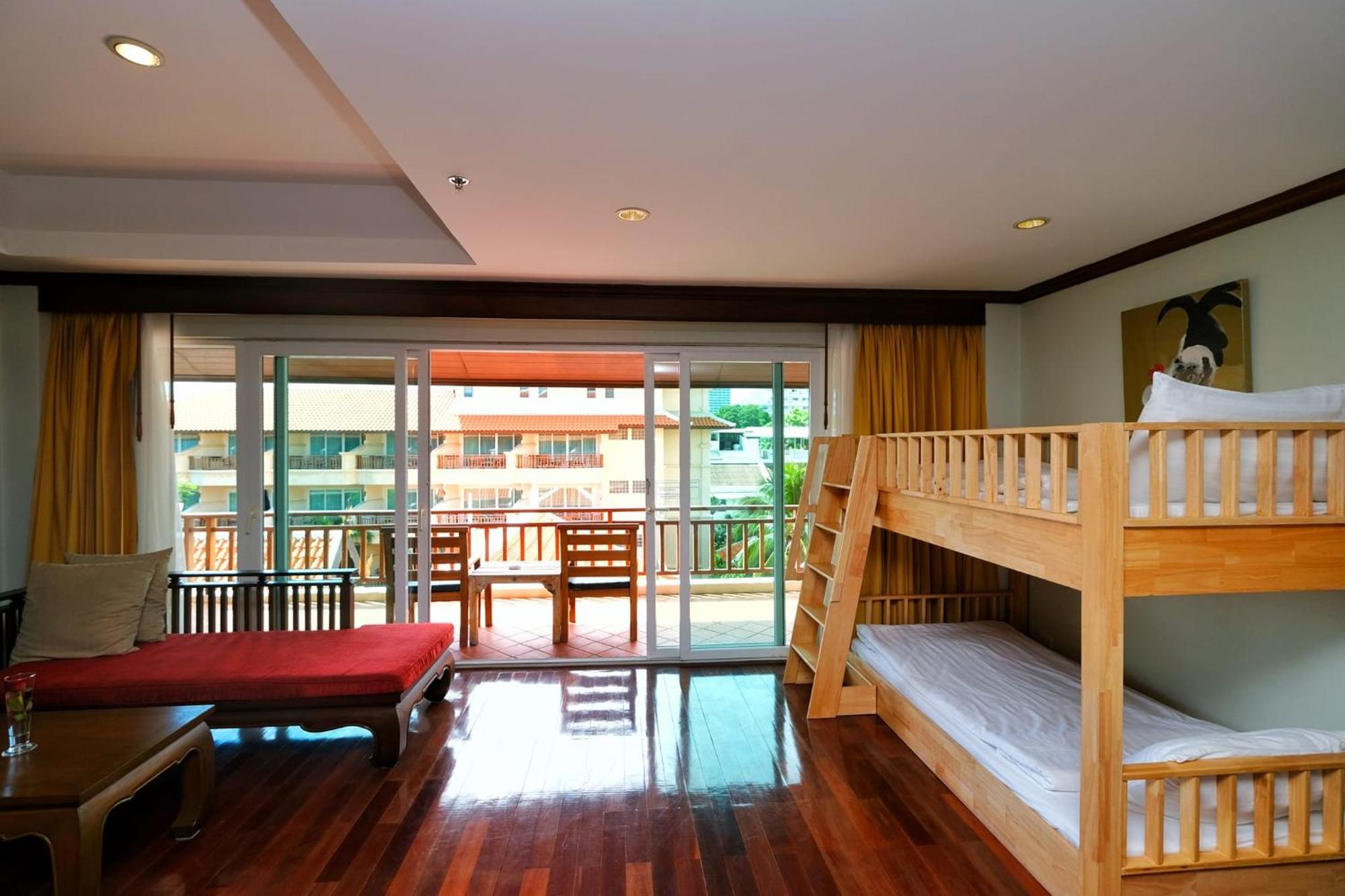 Avalon Beach Resort Pattaya Luaran gambar