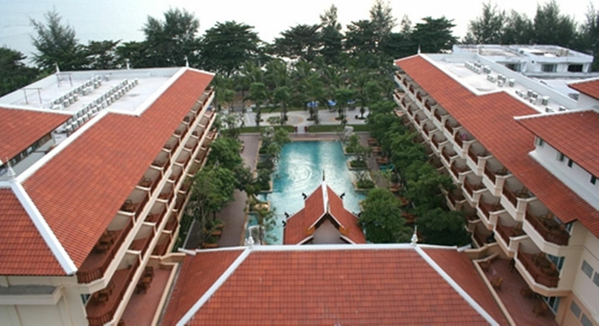 Avalon Beach Resort Pattaya Luaran gambar